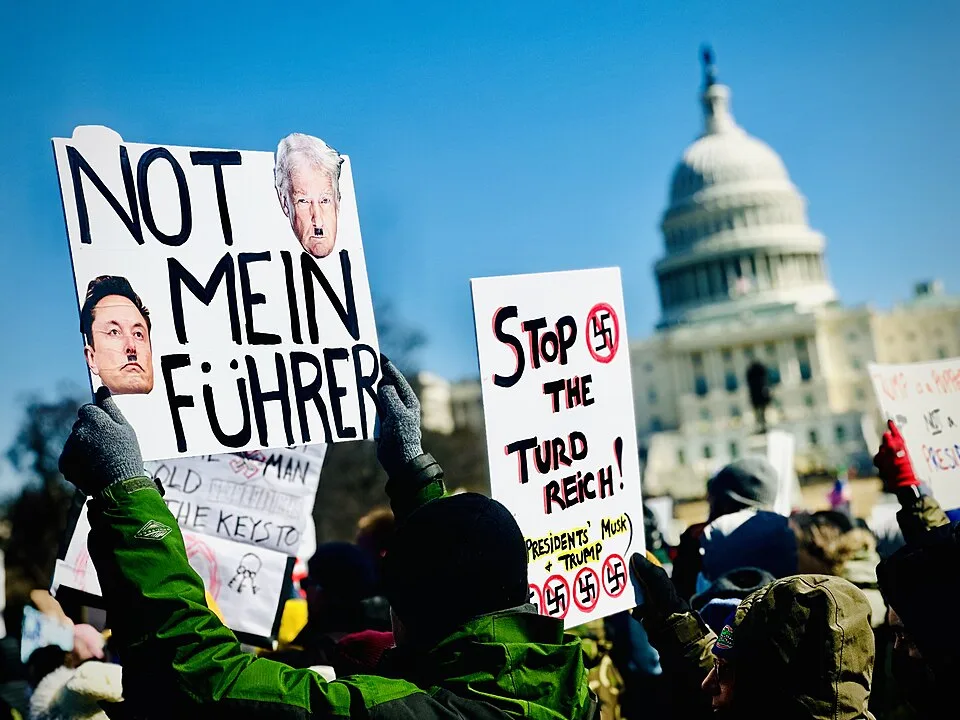 Protest sign reading “Not mein Führer”